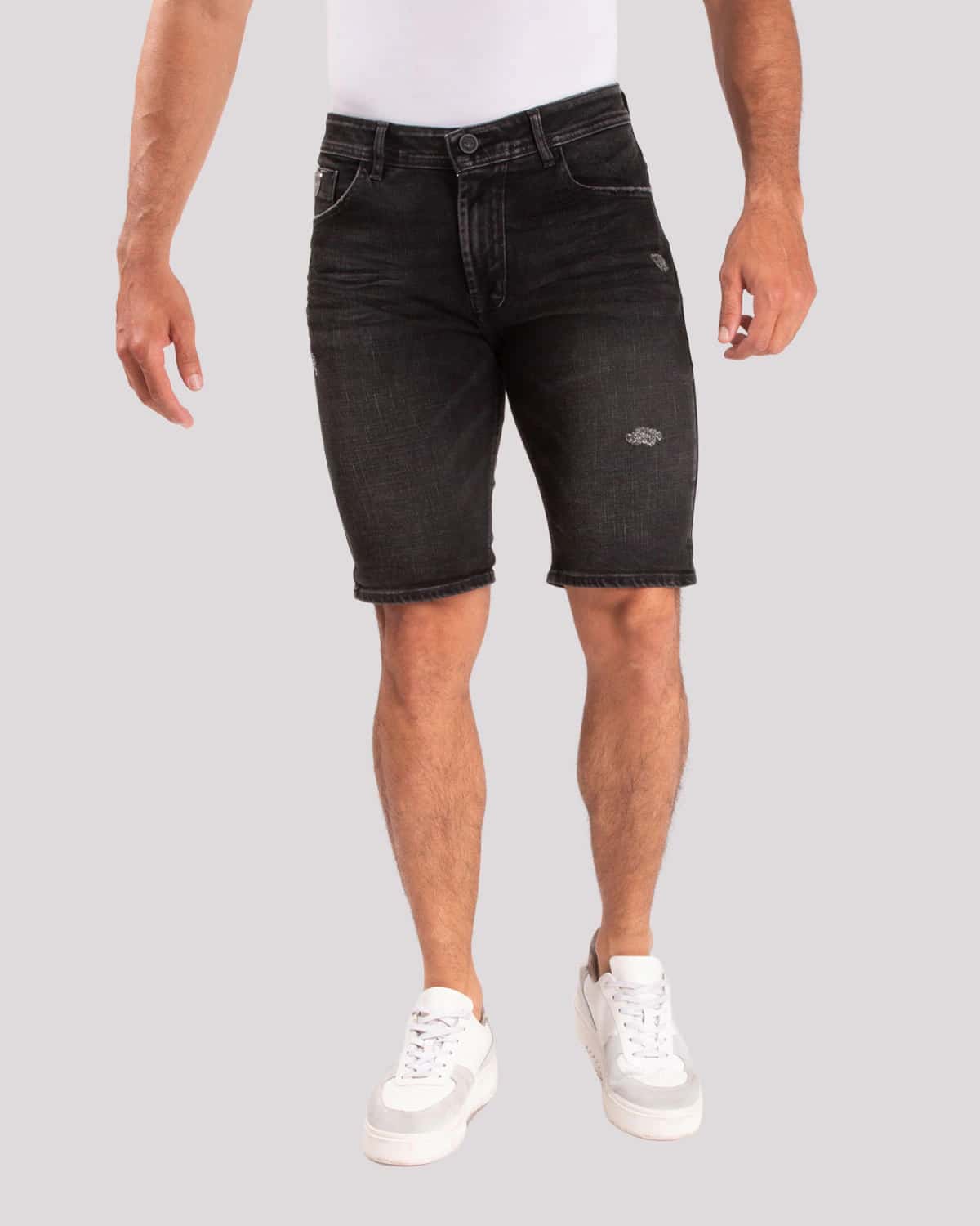 Bermuda slim negra denim para hombre