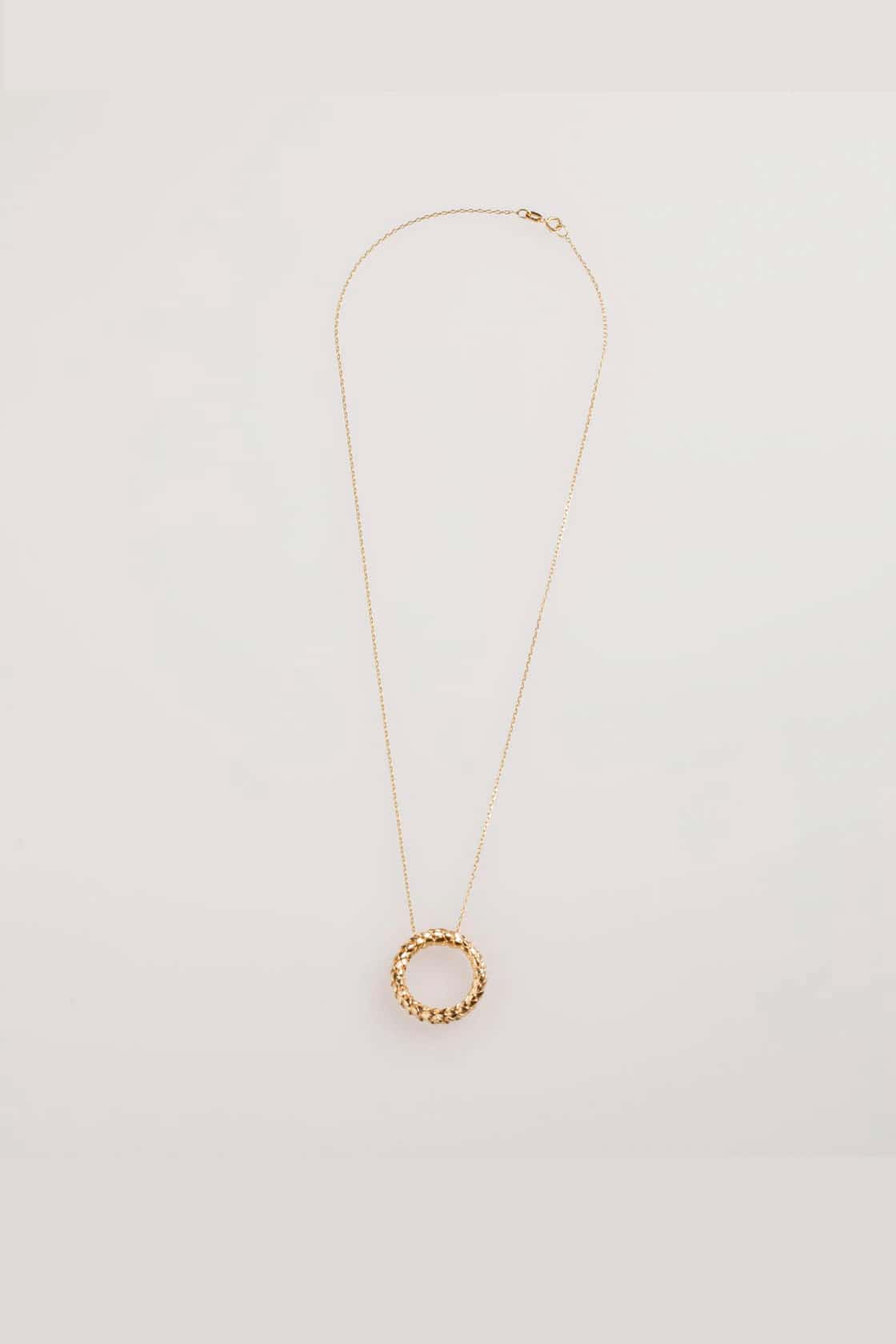 ARAUCARIA CIRCLE NECKLACE