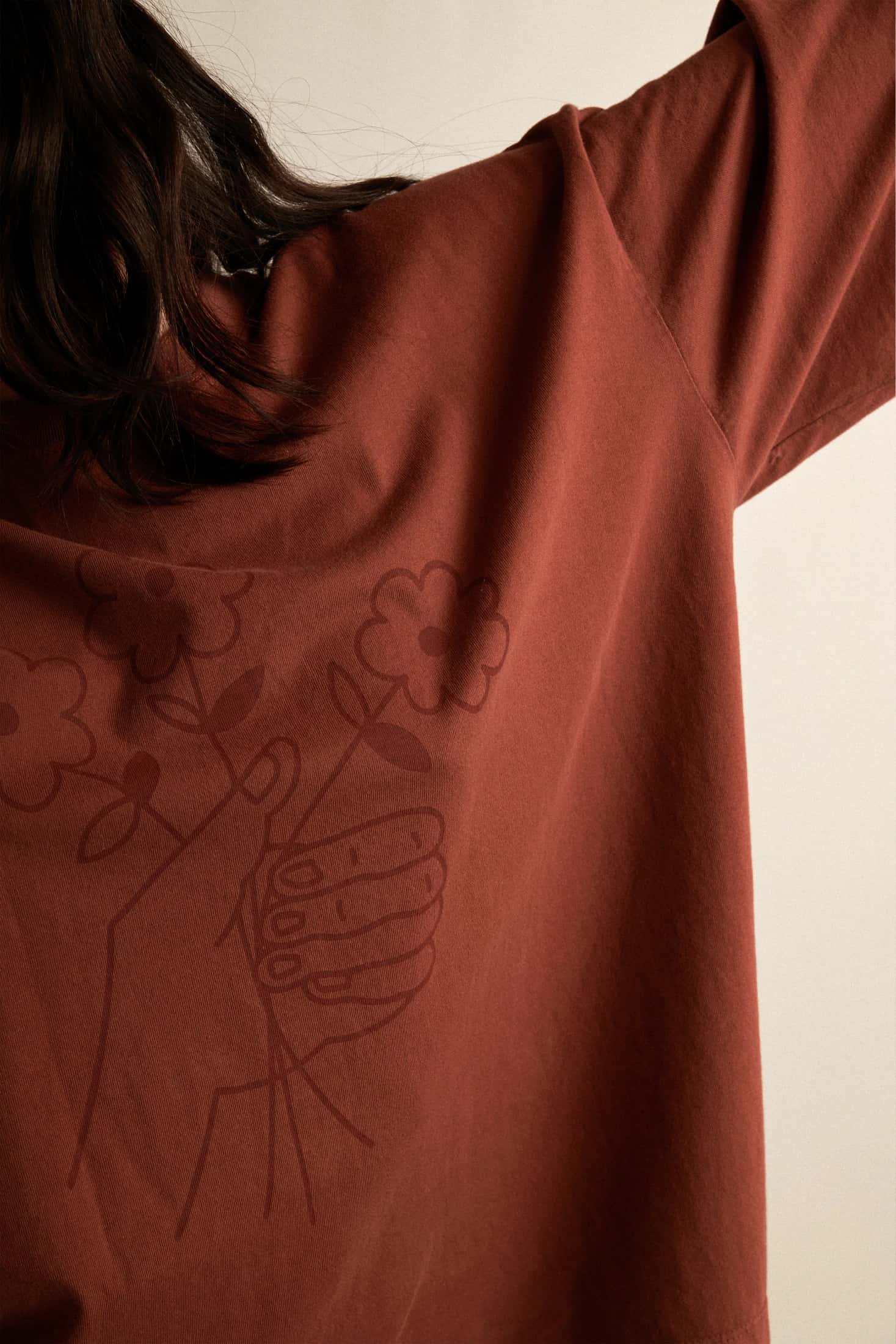 Camiseta TE TRAJE FLORES - miniatura 3