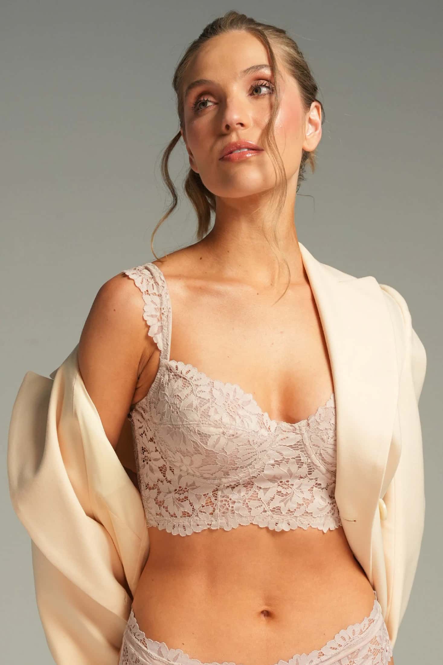 BRASIER BUSTIER ELLIPSE CON ARO Y ENCAJE TOTAL COMODIDAD VINTAGE TAUPE