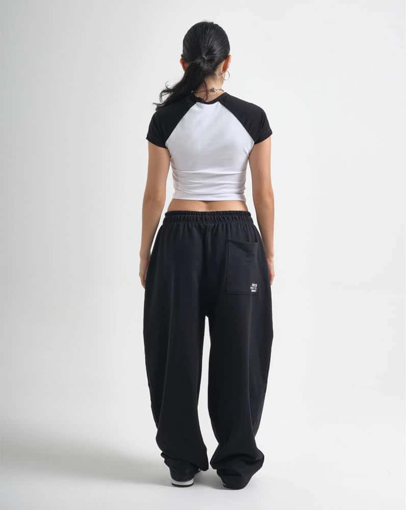 Crop Top Rebels - miniatura 3