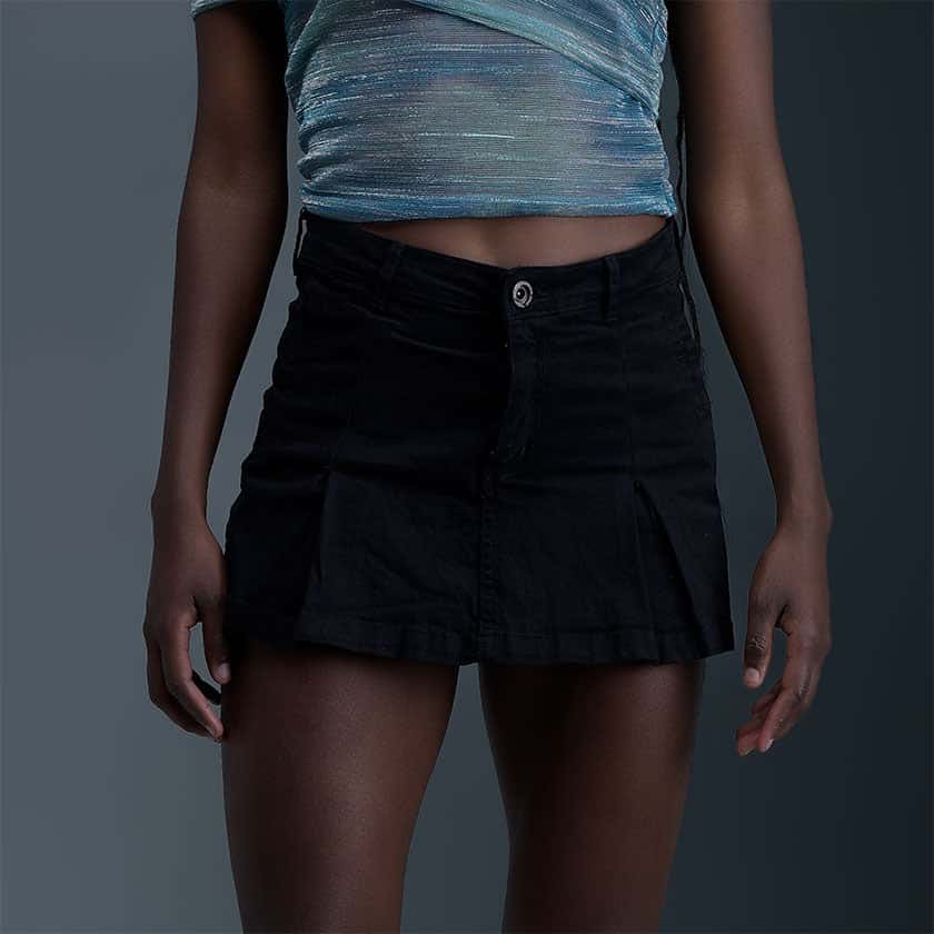 Falda Short Negra Mujer