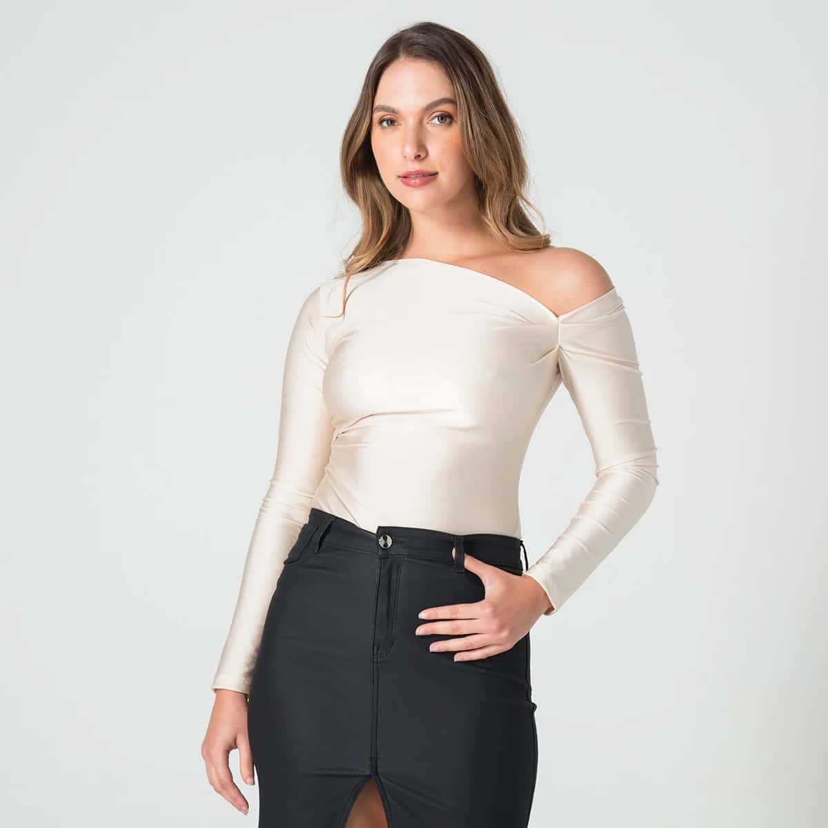 Body Escote Asimetrico Destellos