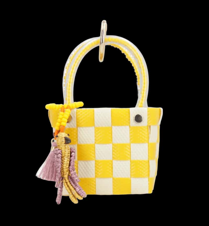 Le Petit Llavero Amarillo