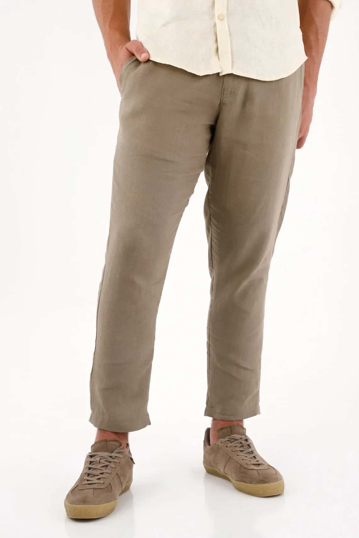 Pantalón para hombre en lino caqui recto tobillero con bolsillos