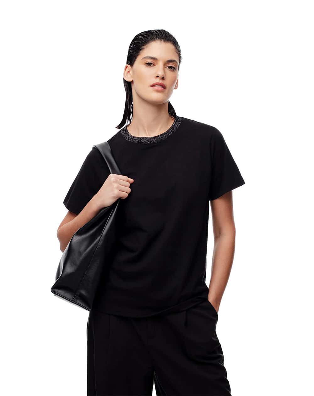 Camiseta regular algodón negra mujer
