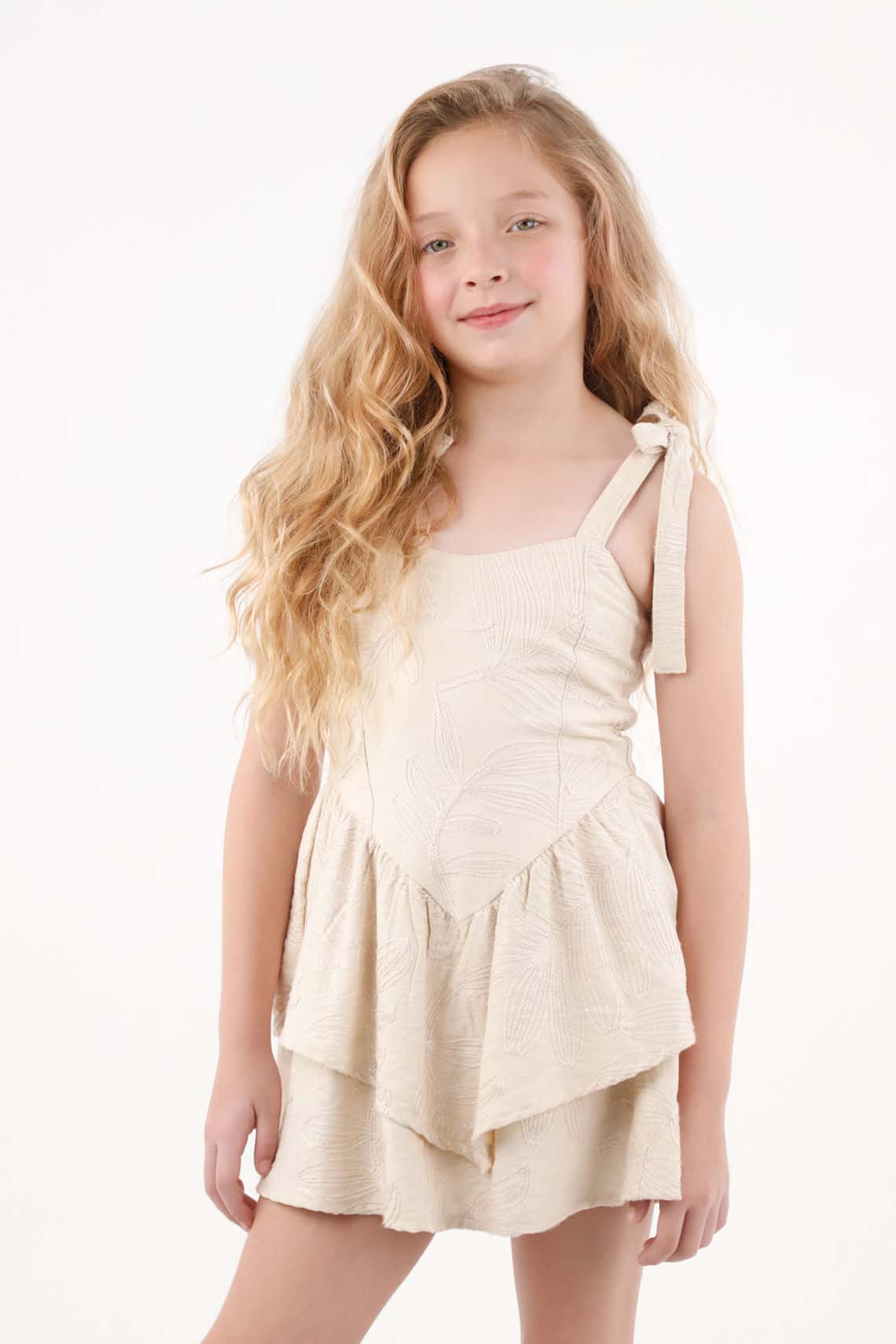 Vestido corto con bolero para niña