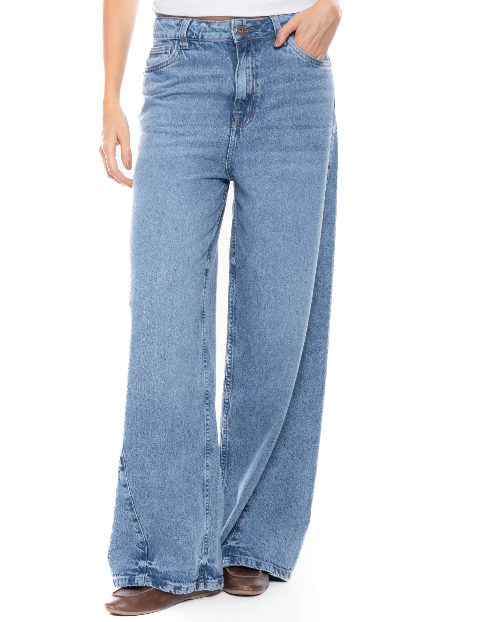Medium Waist Wide Leg Jeans Con Cortes