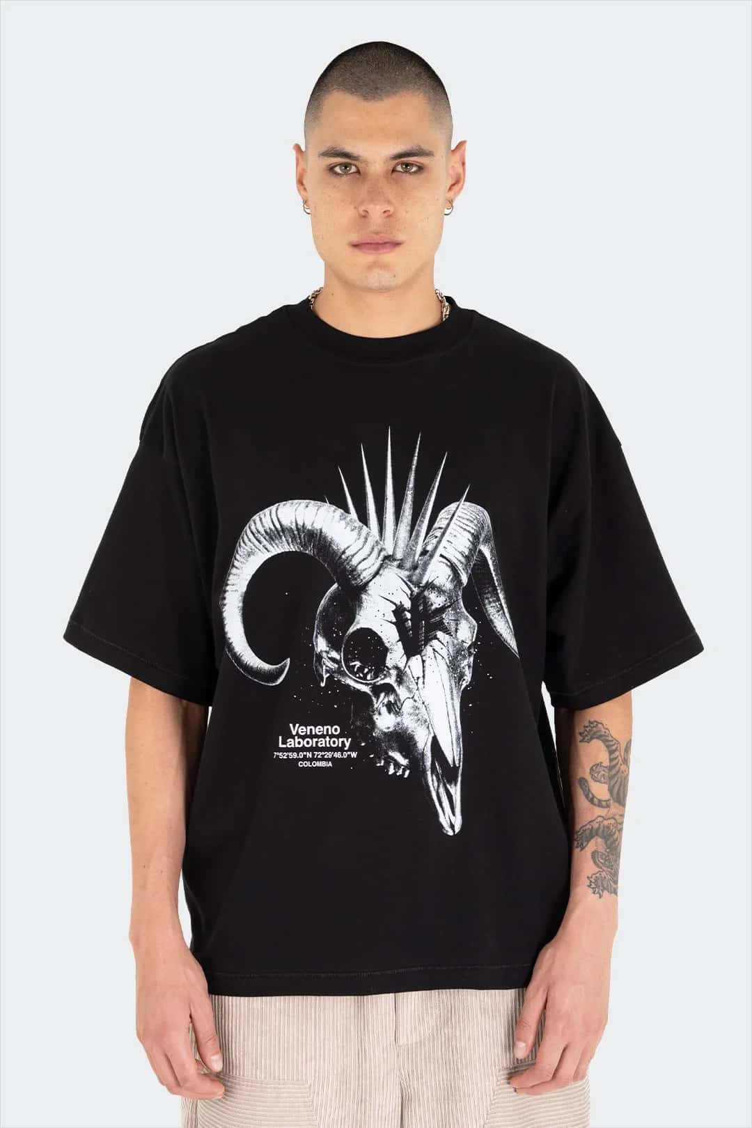 VENENO CAMISETA GOAT SKULL