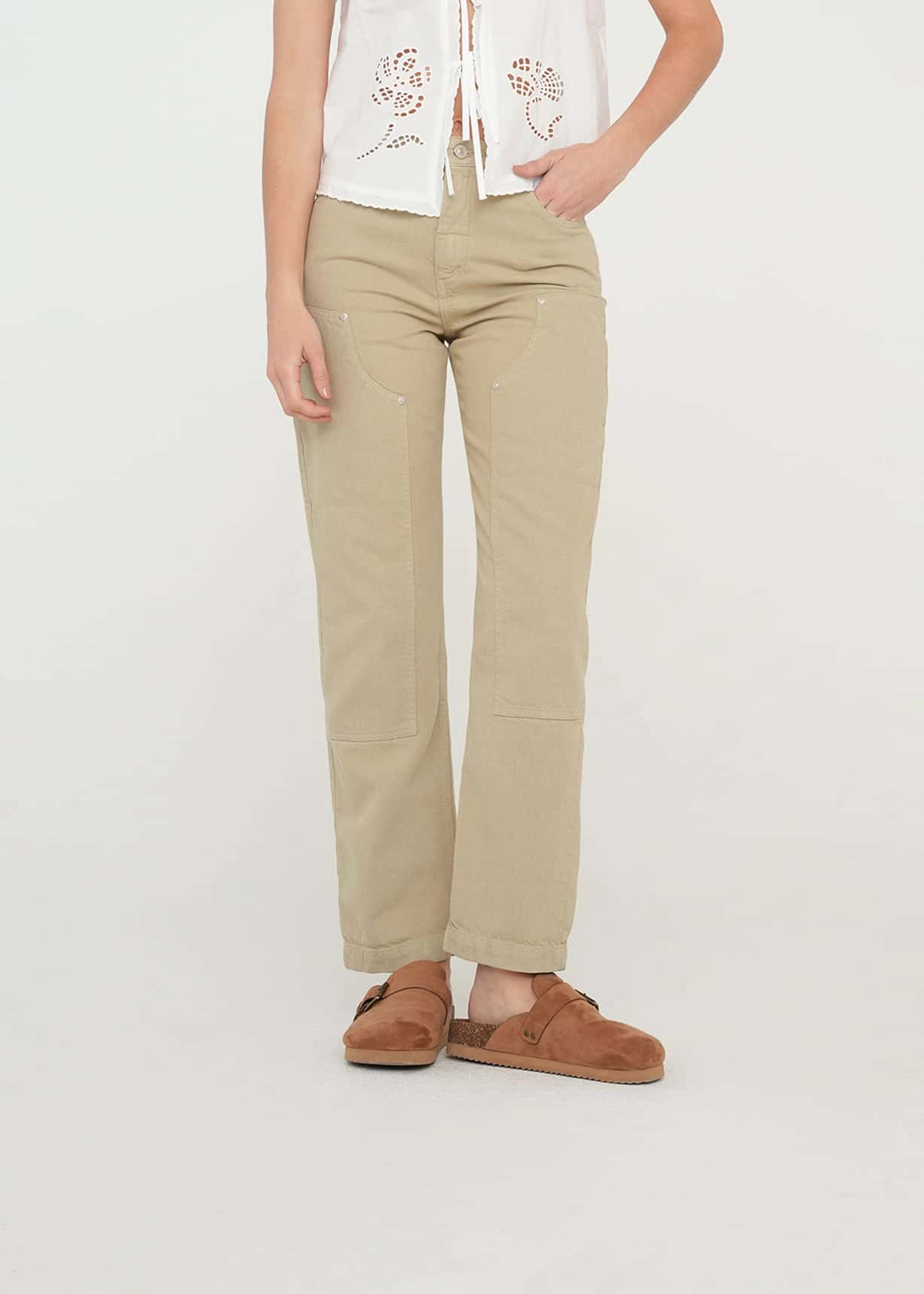 Pantalón Straight con parches