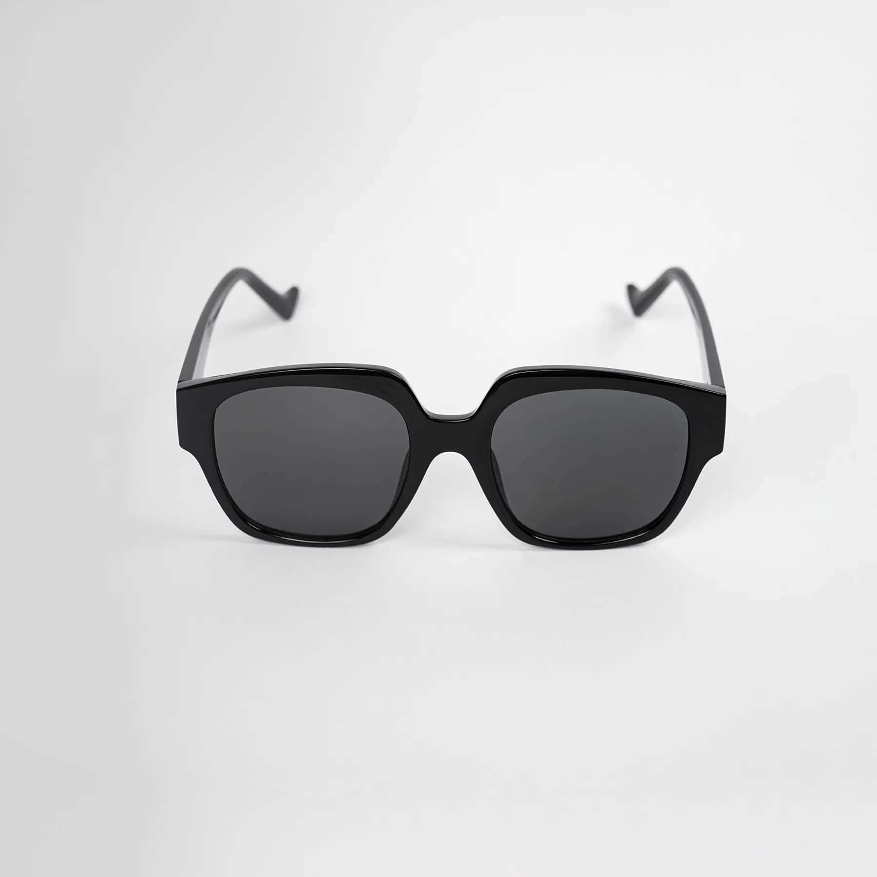 Gafas de sol Negras Asimetricas