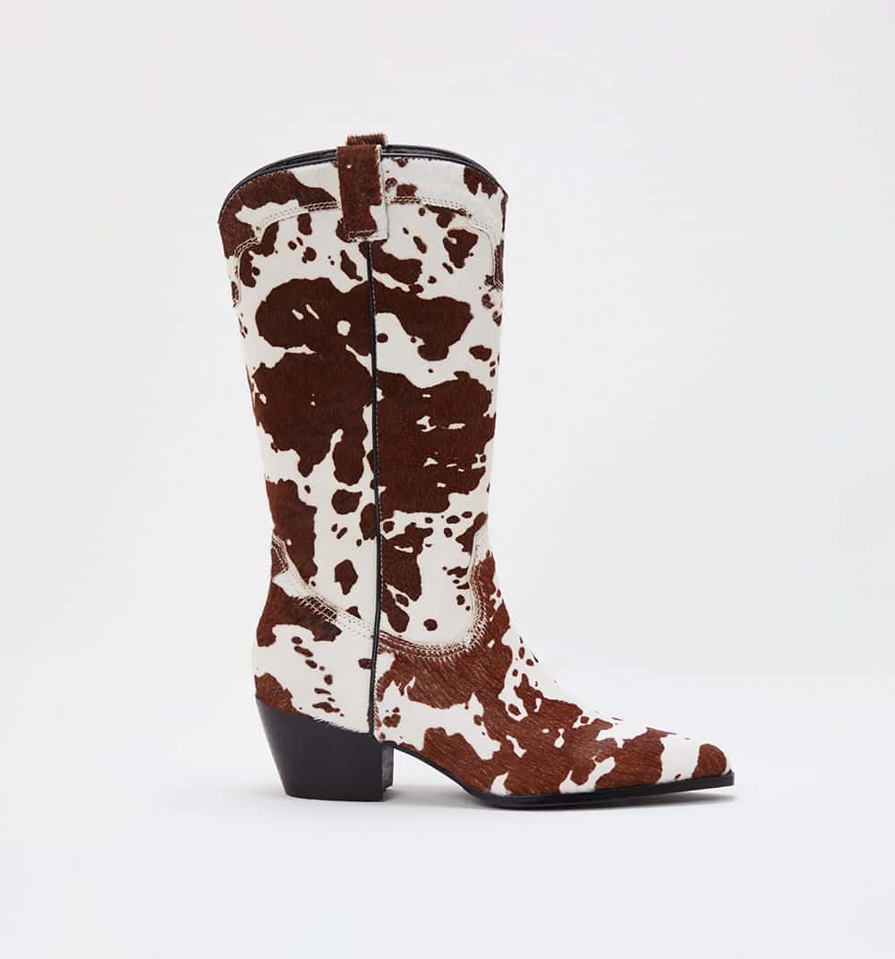 Bota caña alta estampado vaca