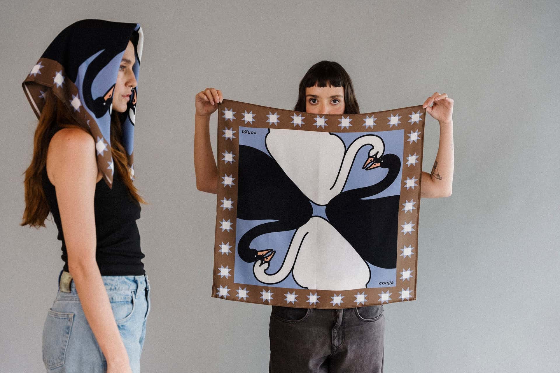 Pashmina CISNES ENAMORADOS - miniatura 5