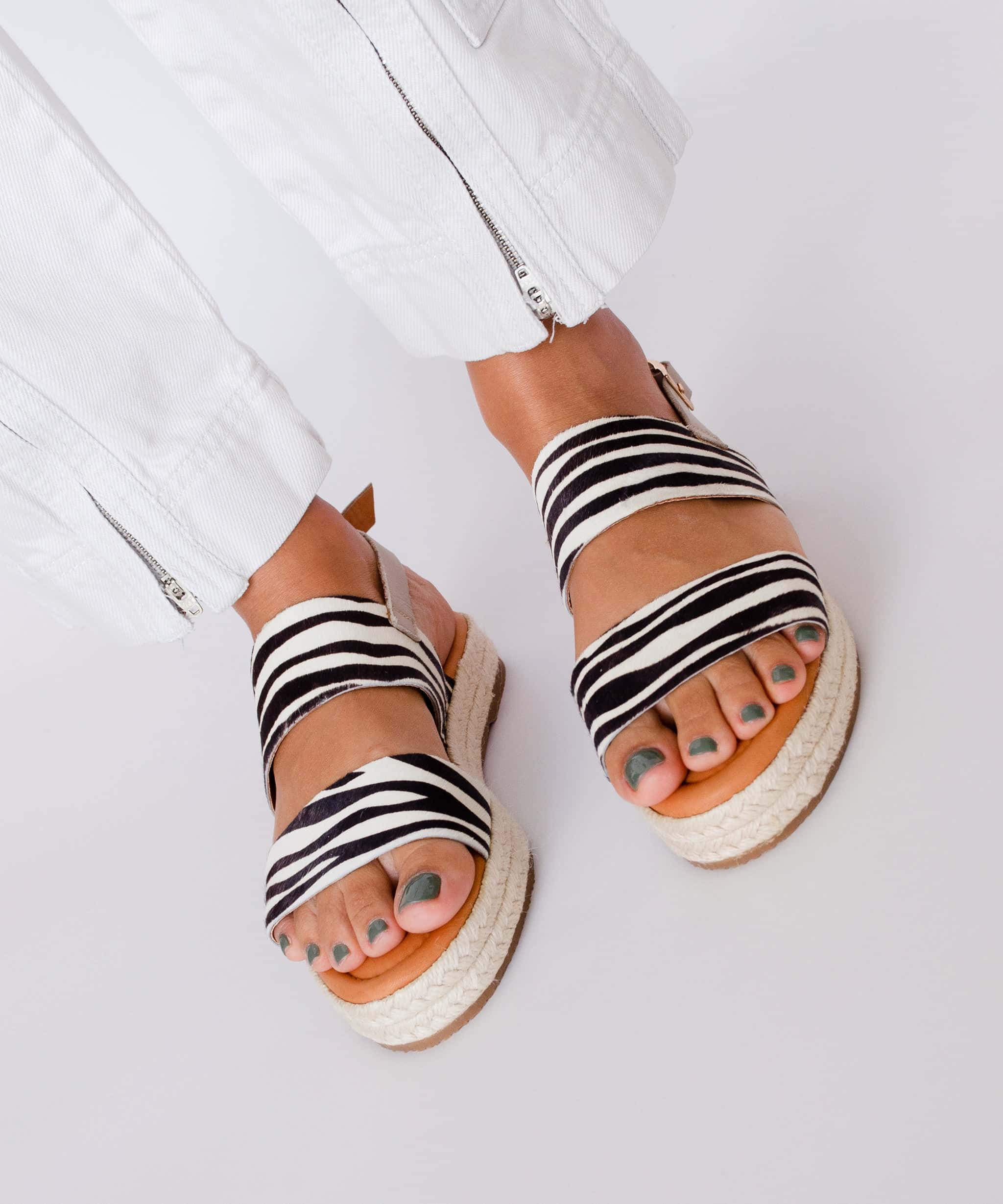 The Savanna Sandal - cebra