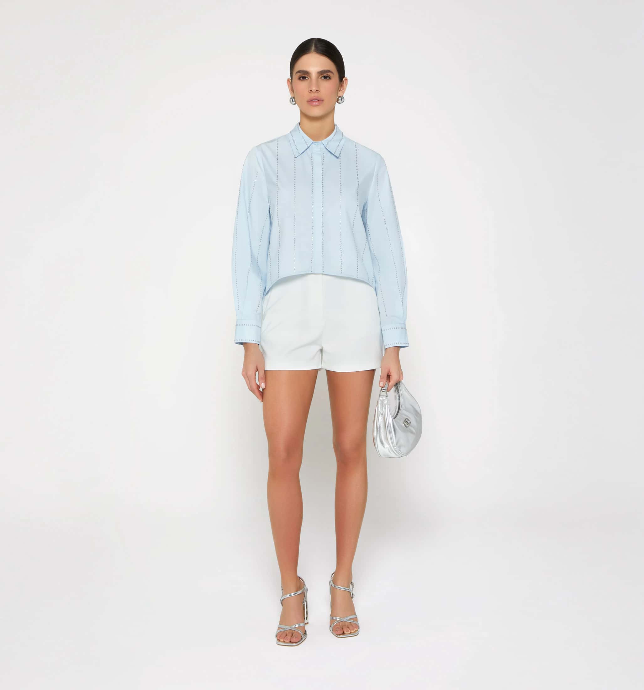 Camisera con detalles decorativo