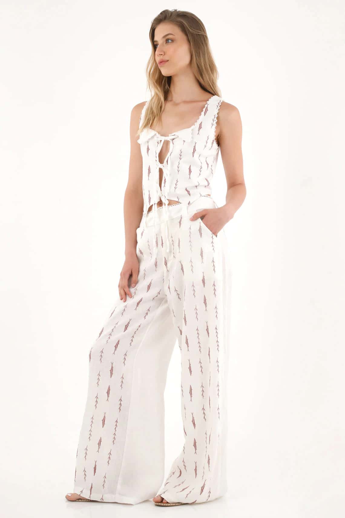 Camisa manga sisa con detalles de encaje estampada para mujer