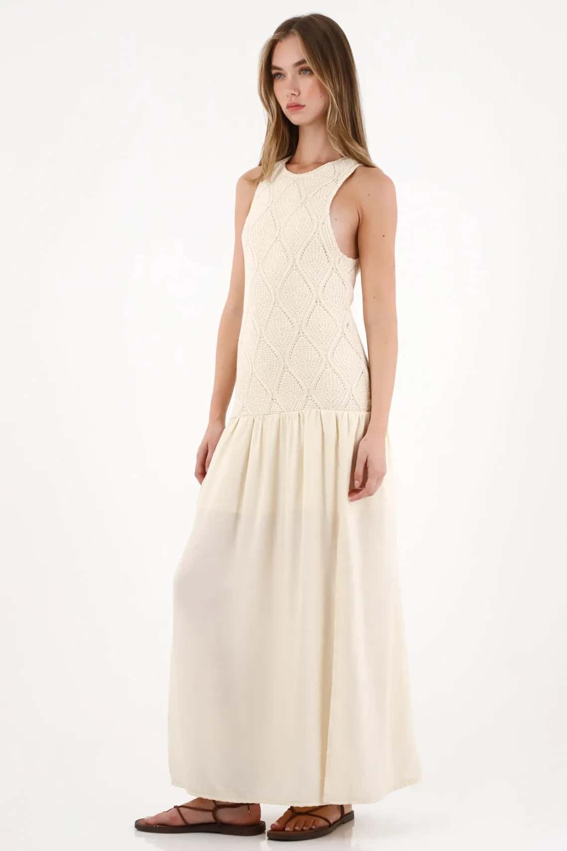 Vestido largo manga sisa crudo con acabado ligero para mujer