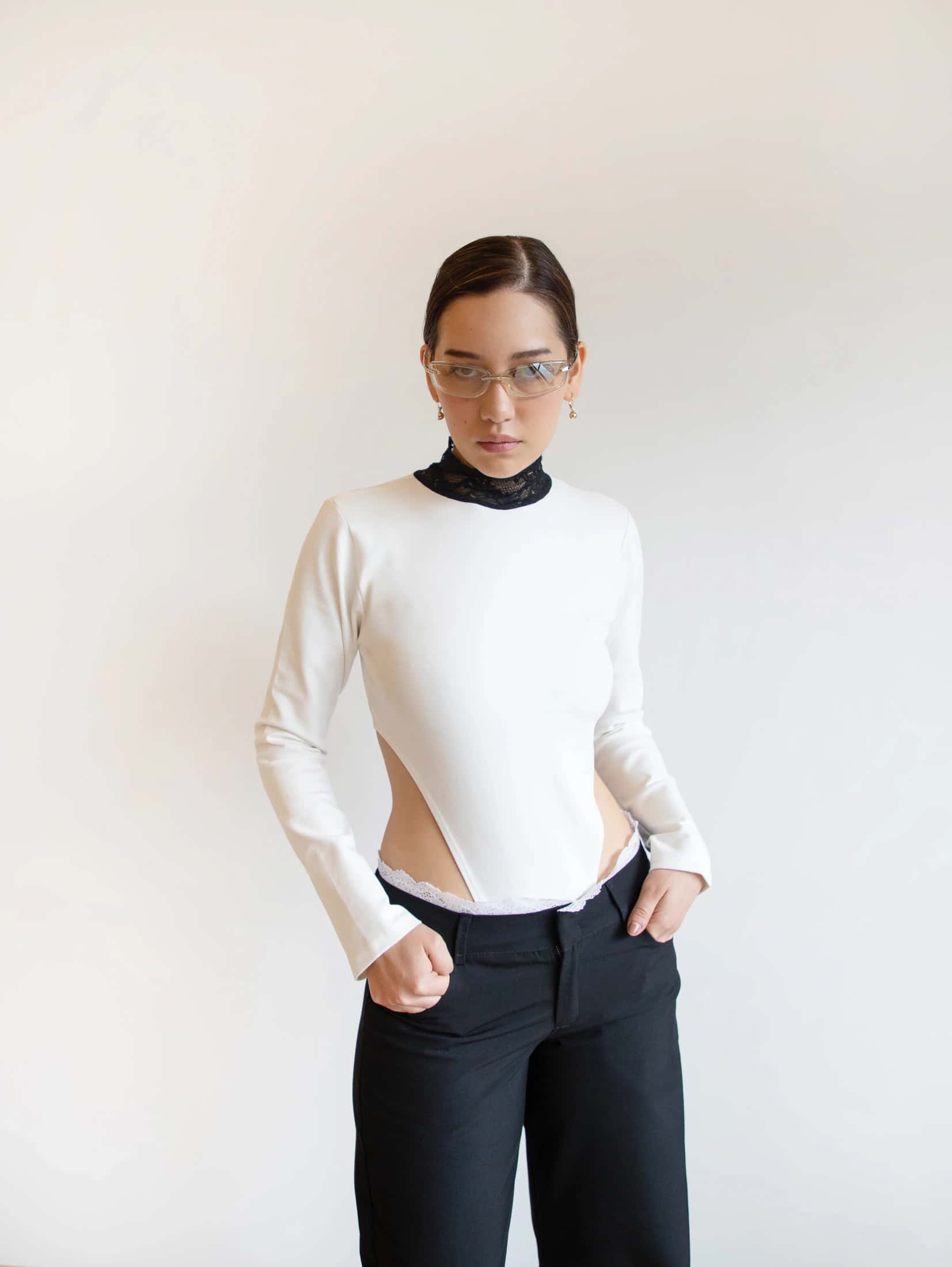L Body White