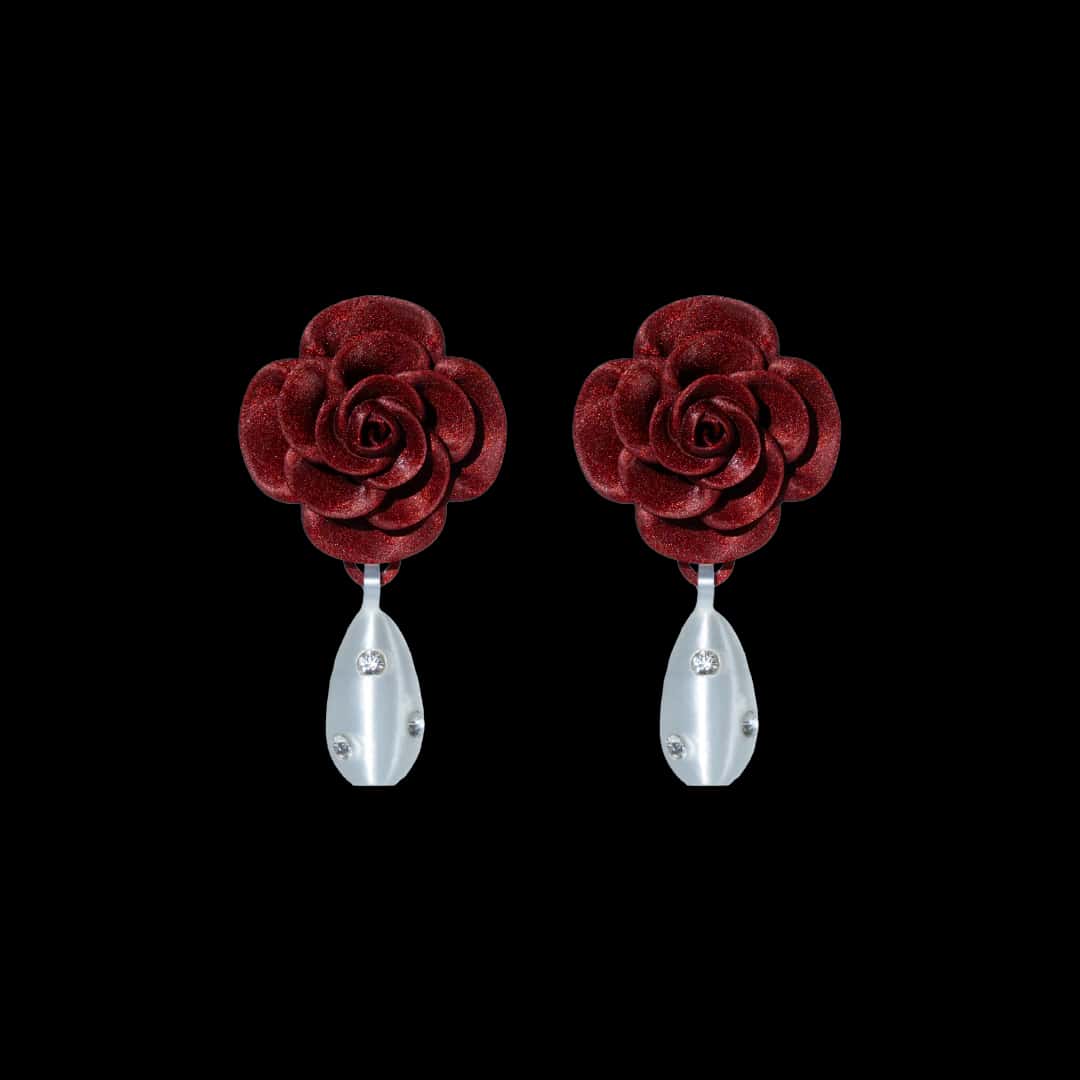 ARETES DE ROSAS CON DIJE DE PERLA
