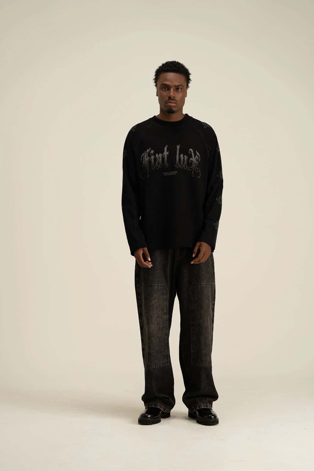SANCTUS BLACK PULLOVER