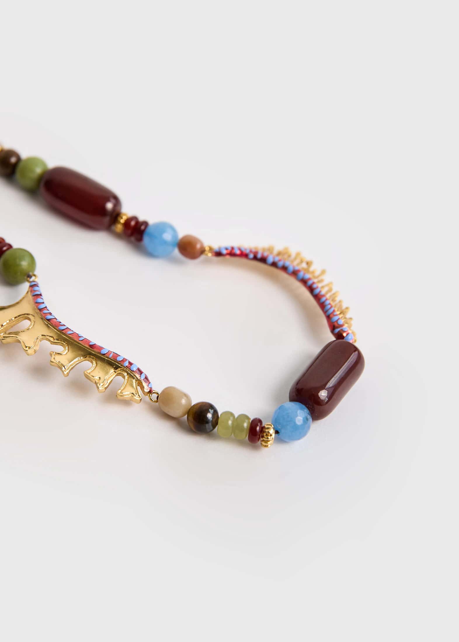 Collar Closed Eyes Burgundy
