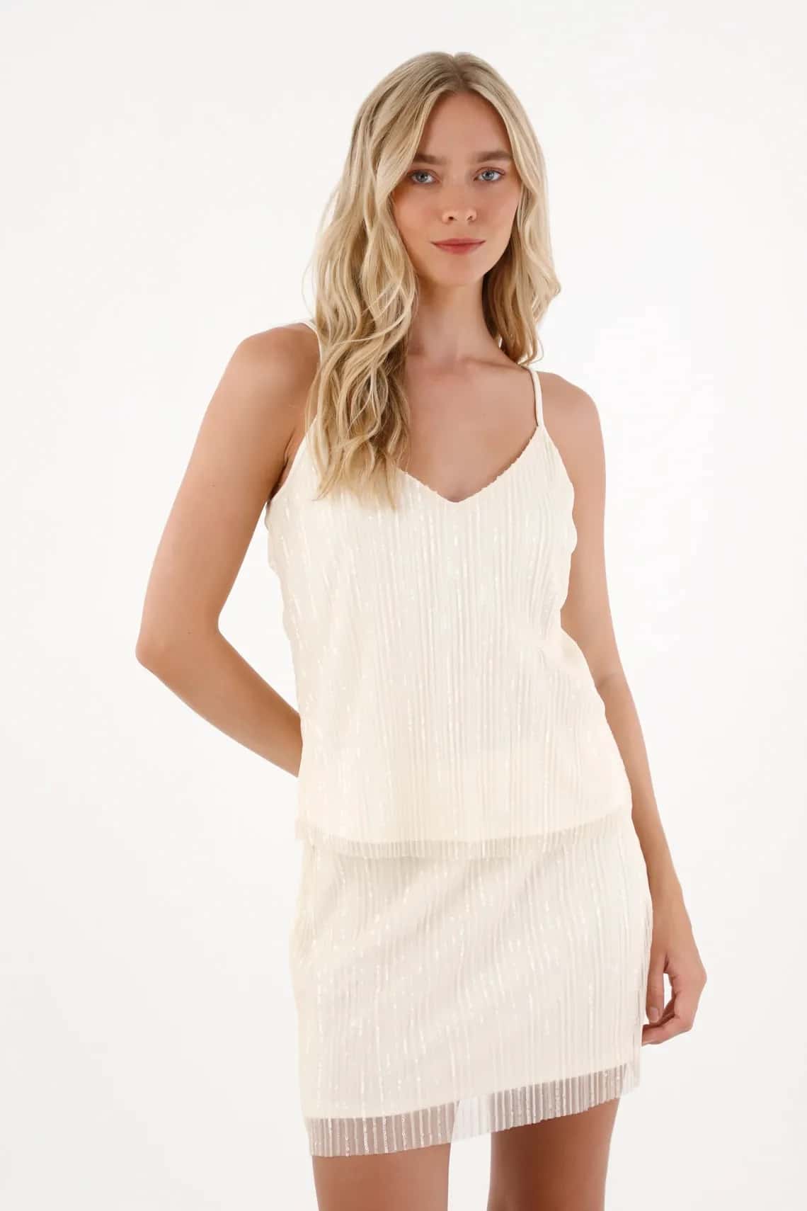 Camisa de cuello en V crudo para mujer