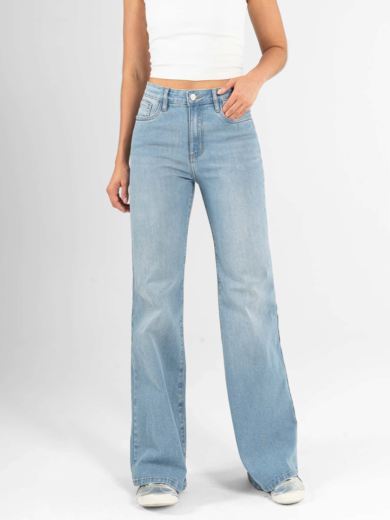 Ref: 066597 Jean flare stretch, bota ancha, tiro alto, tono azul medio claro
