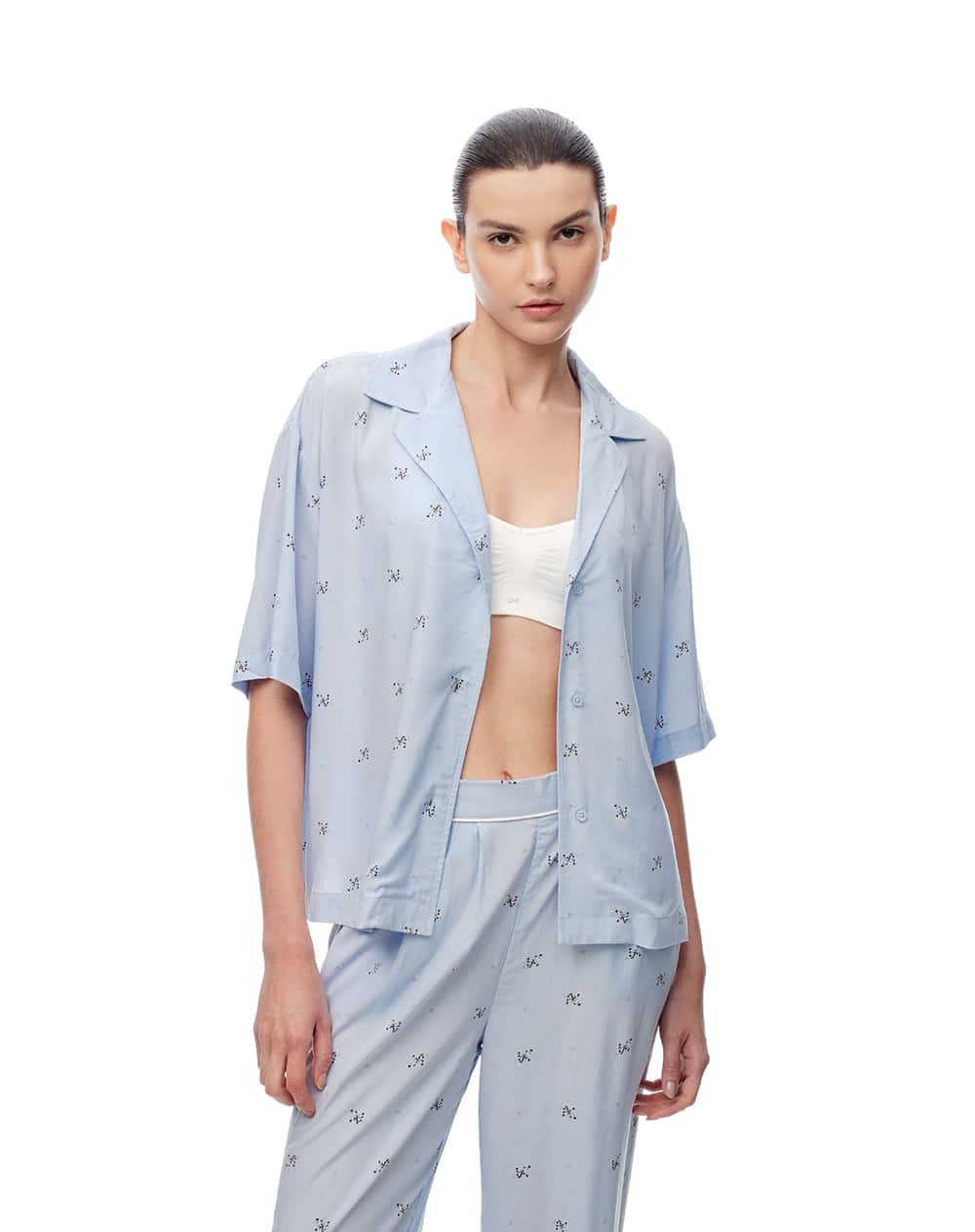 Camisa relax manga corta estampada mujer
