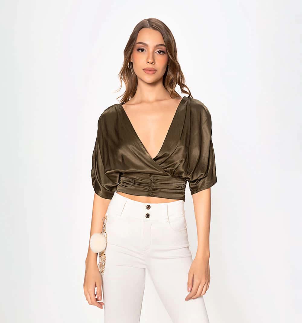 Blusa manga corta con frente cruzado y p