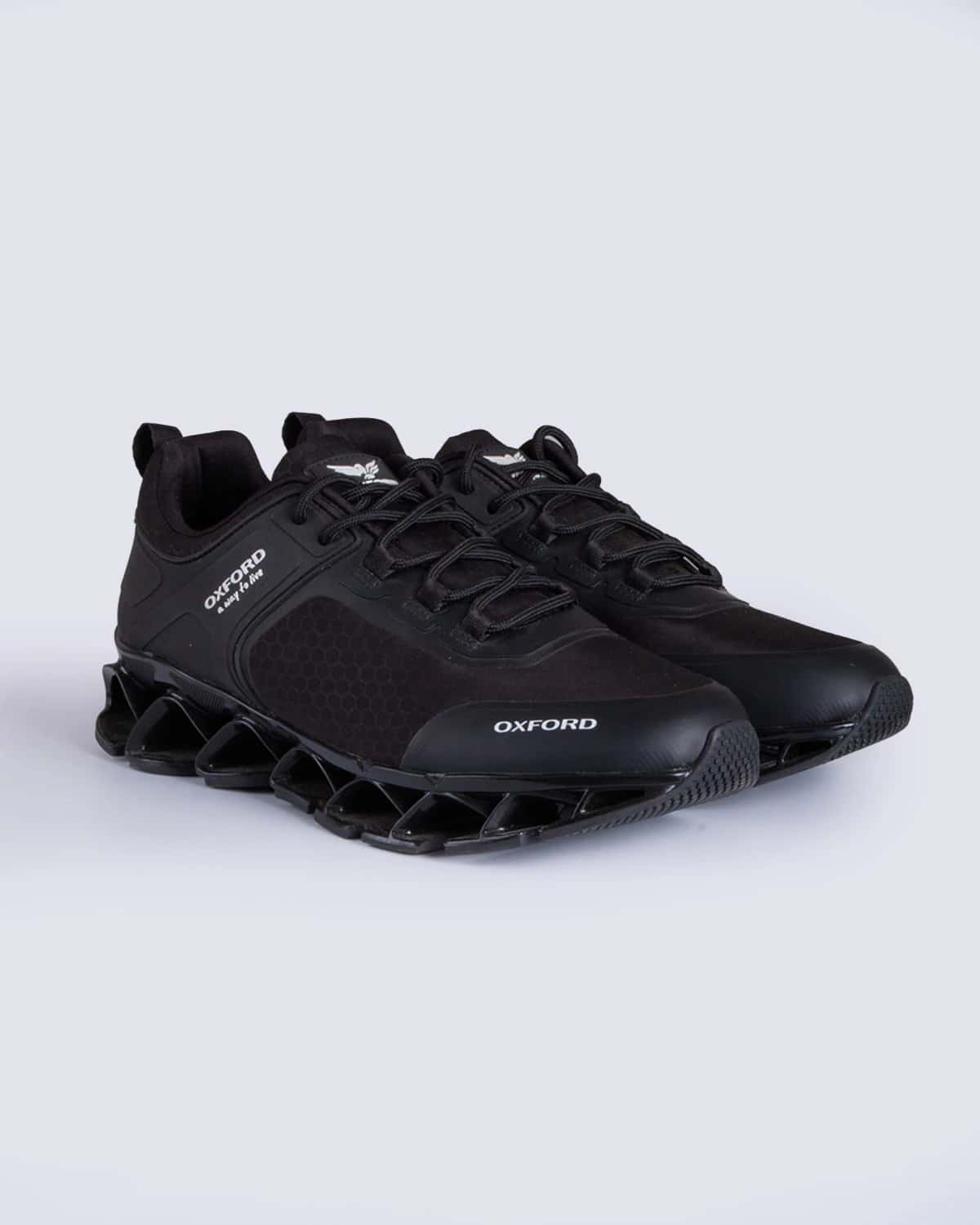Calzado negro para hombre