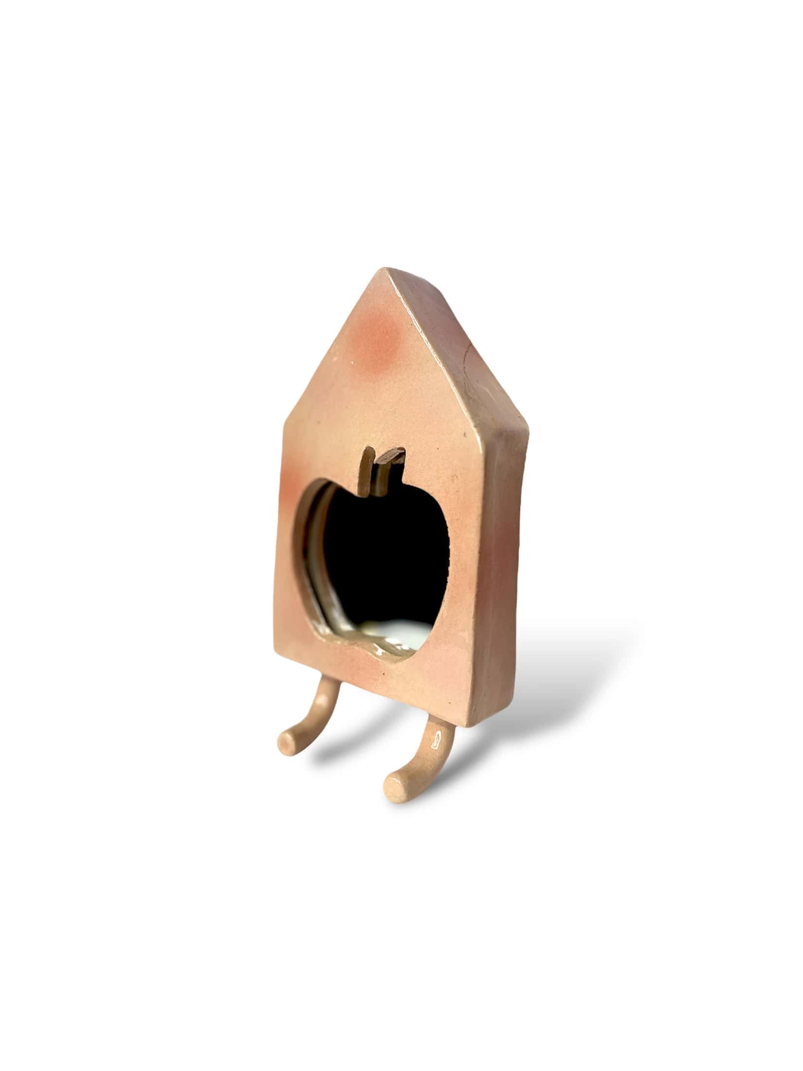 LITTLE MIRROR HOUSE