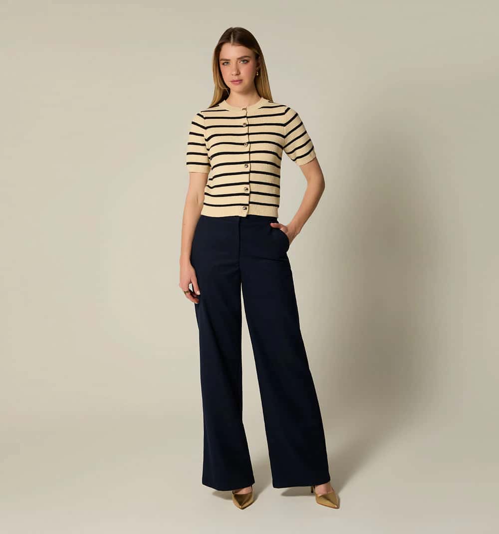 Blusa m/c rayas con botón joya