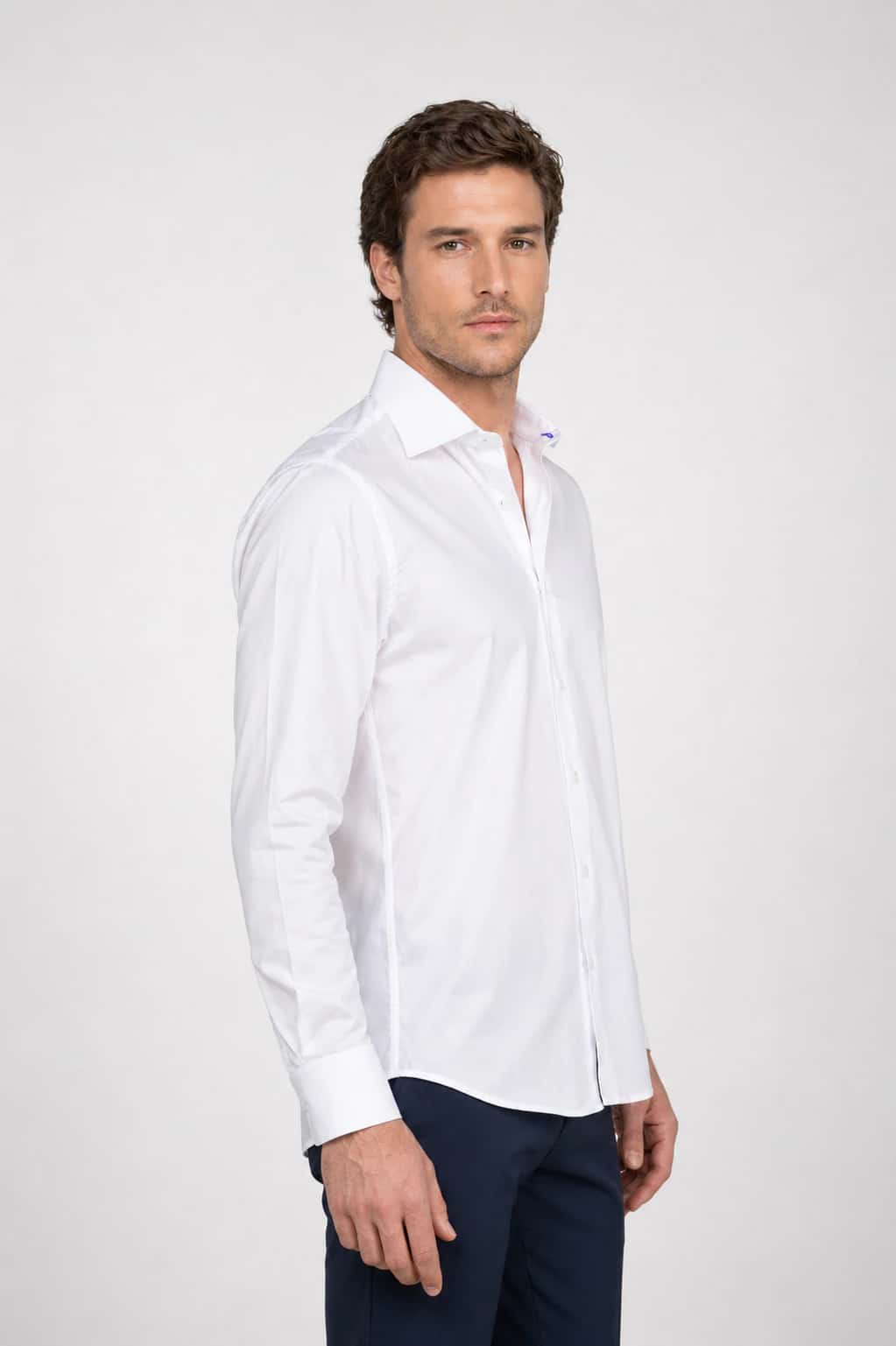 Camisa Classic Algodón Blanco Ojal Azul
