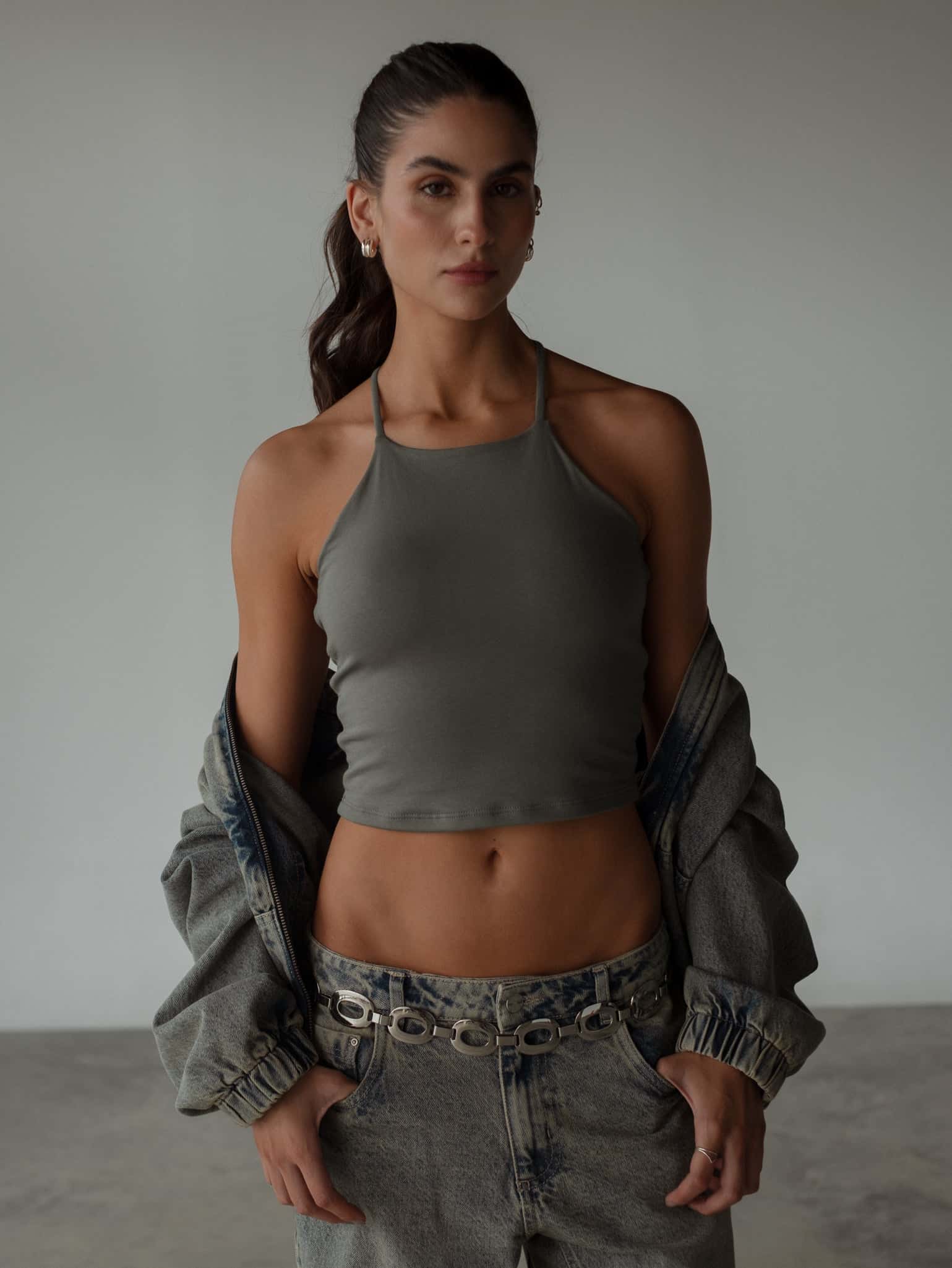 CROSS BACK MIDI TOP - GRAFITO GRAY