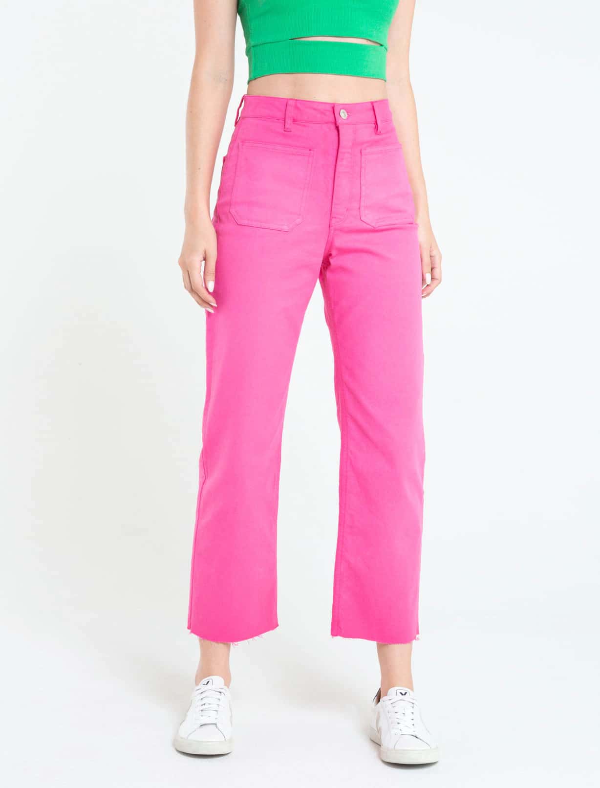 Pantalón con bolsillos de parche