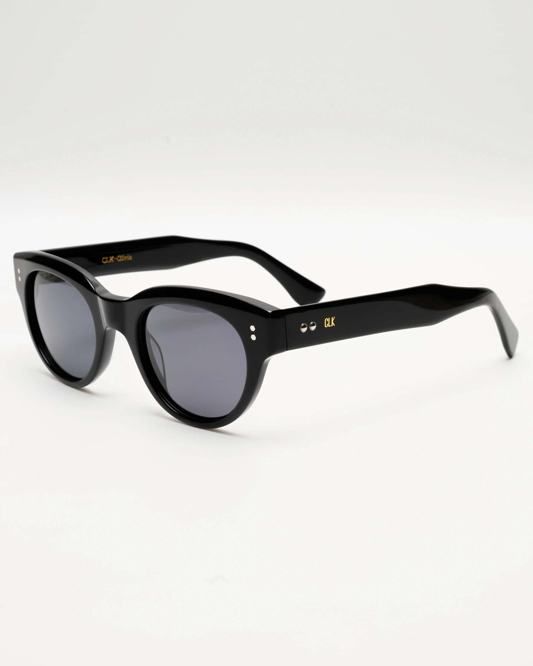OLIVIA - BLACK / SMOKE