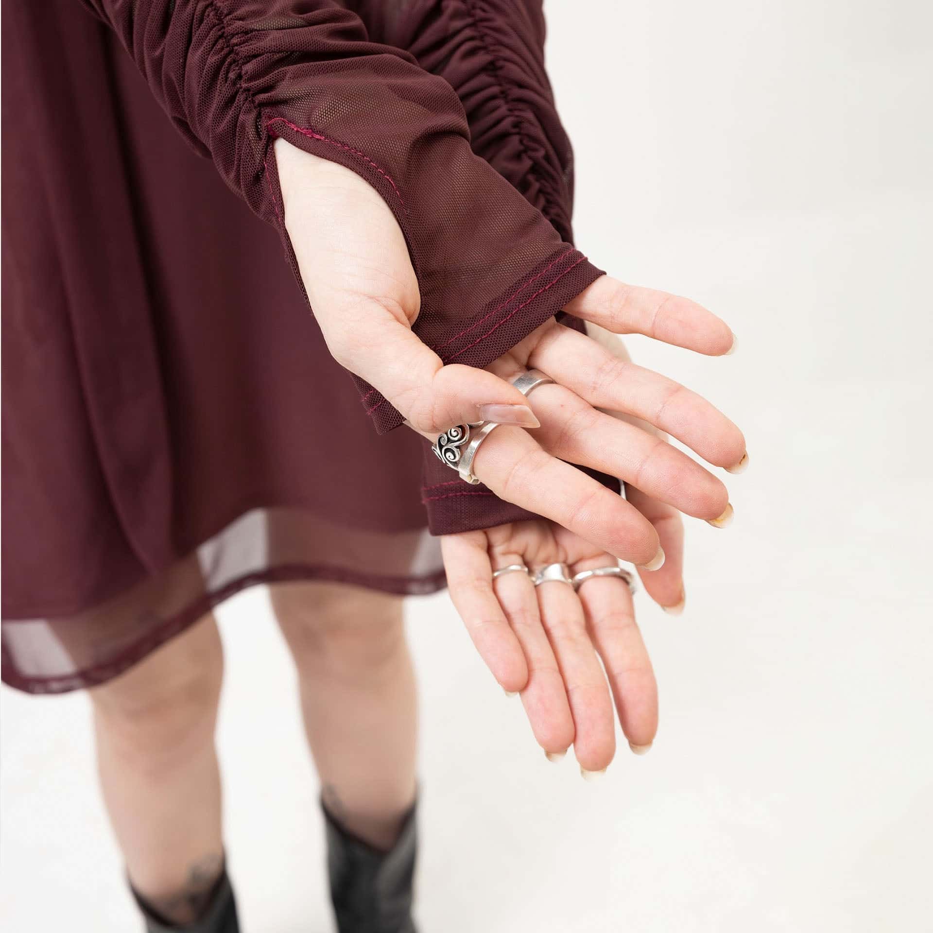 AME GLOVES