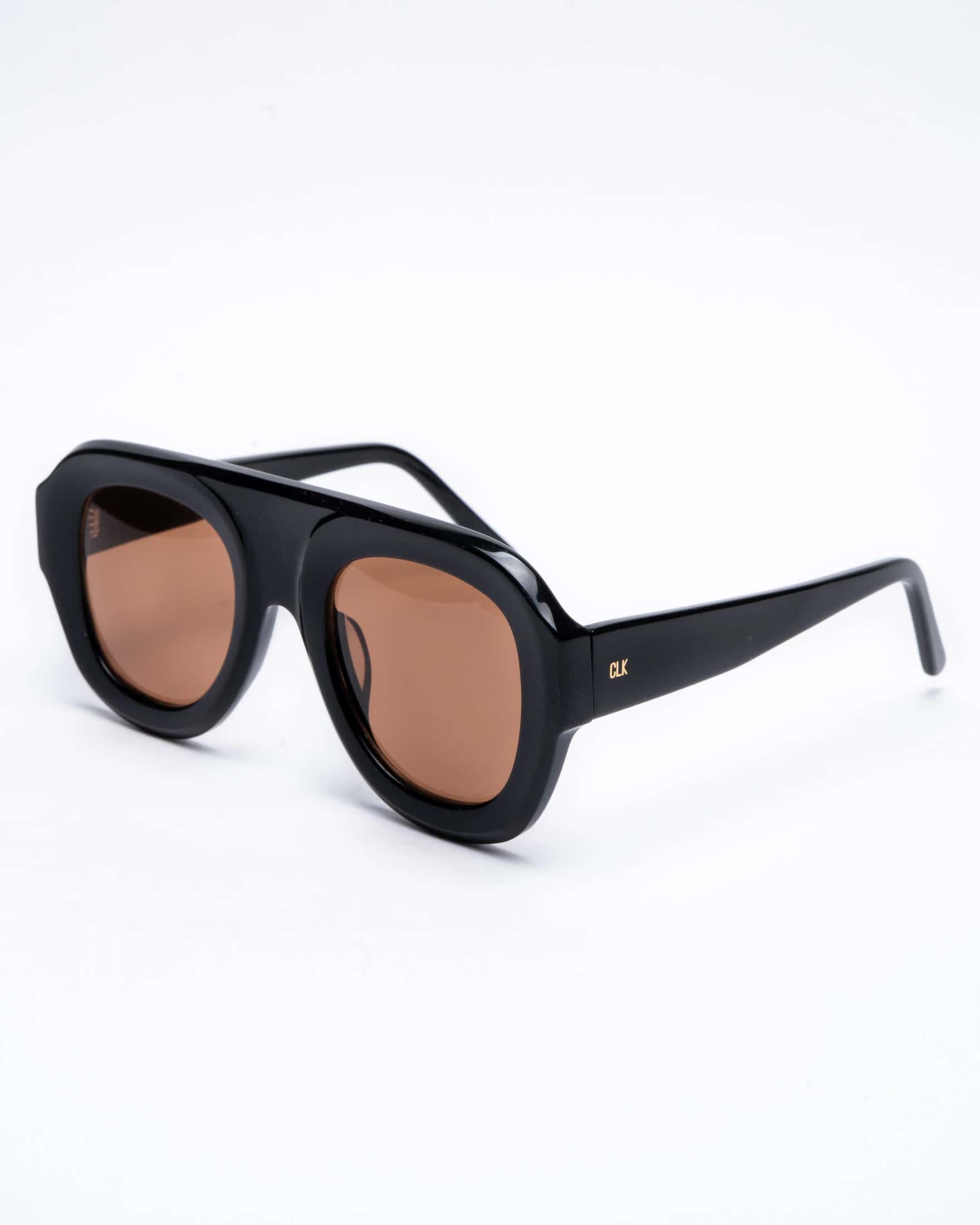 CORLINE - BLACK / CINNAMON