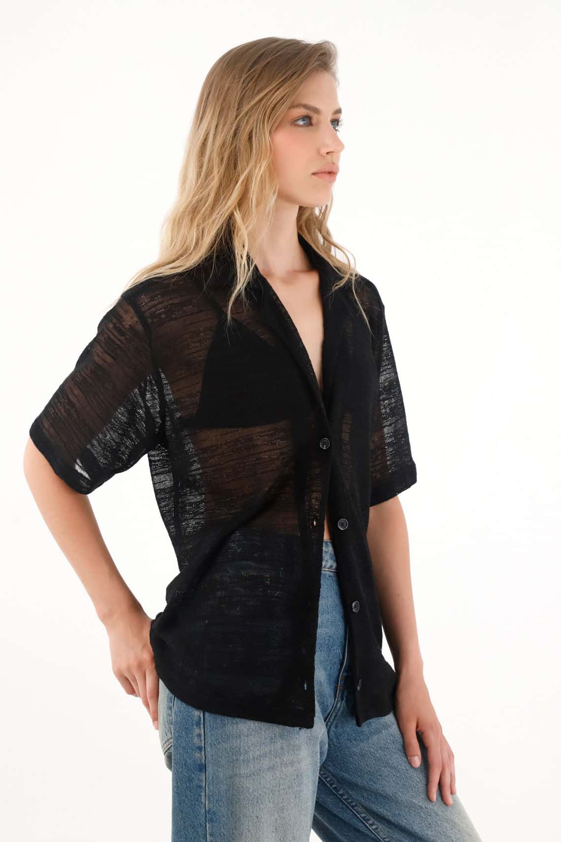 Camiseta negra tipo bowling para mujer