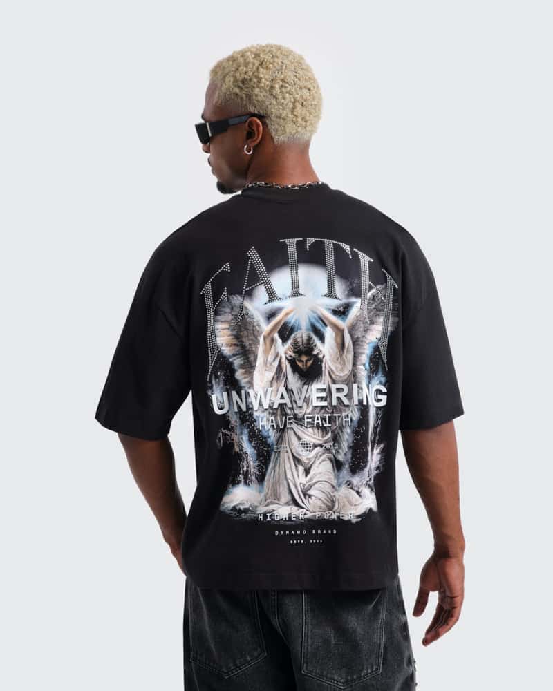 Camiseta Negra Oversize Eternal Faith - miniatura 1