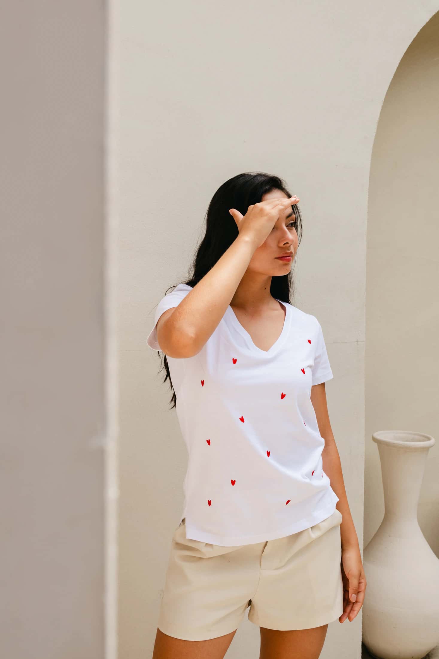 Dulce Amor Embroidered V-Neck Tee