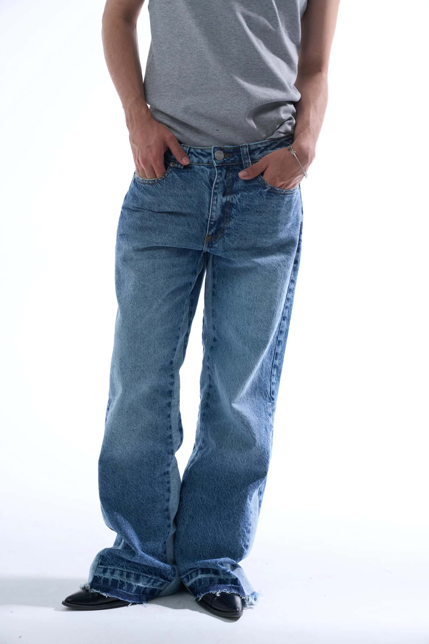 EMBROIDERED FLARED JEANS - miniatura 8