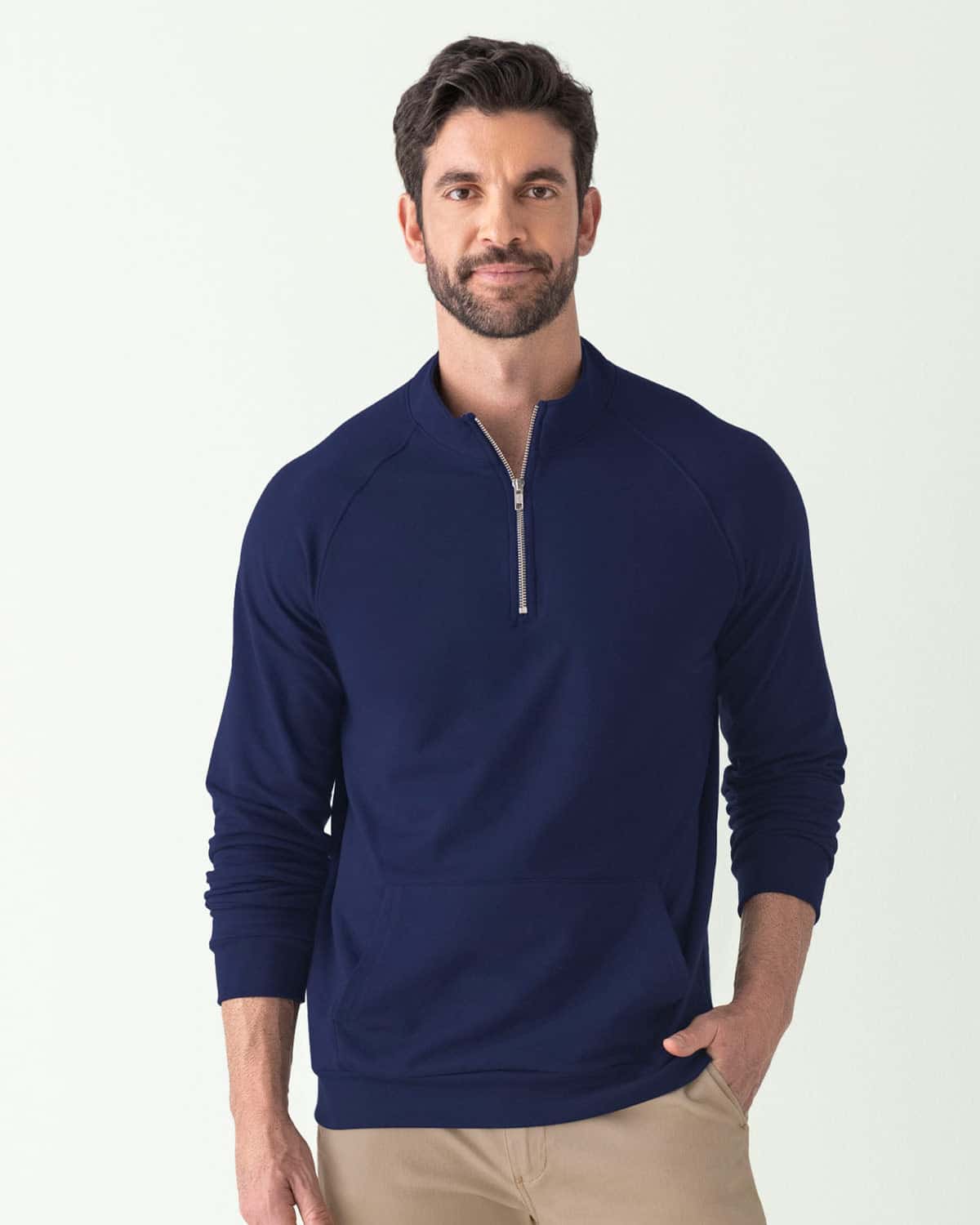 Buzo masculino con cierre frontal