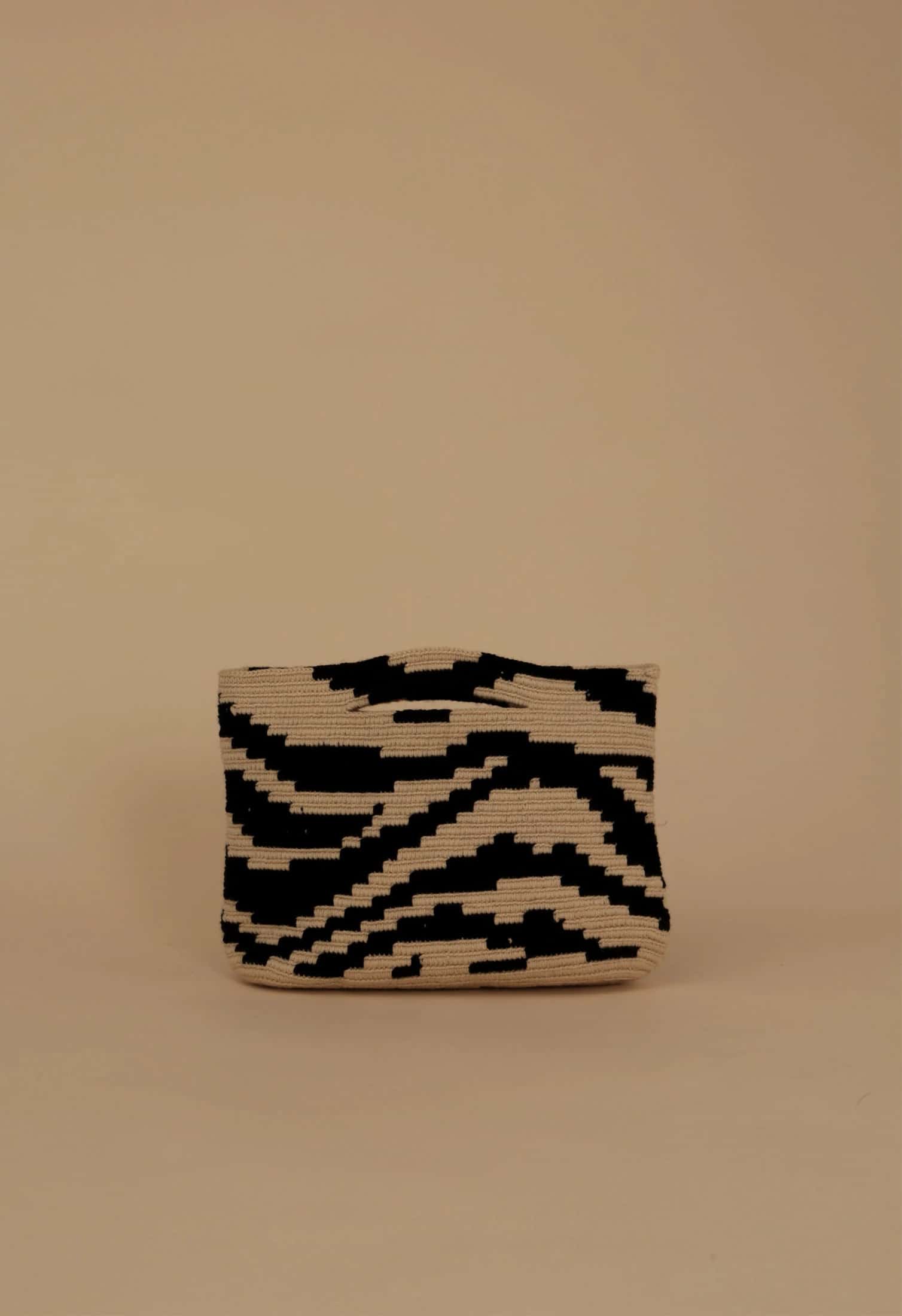 Pumba Black & Cream Petite
