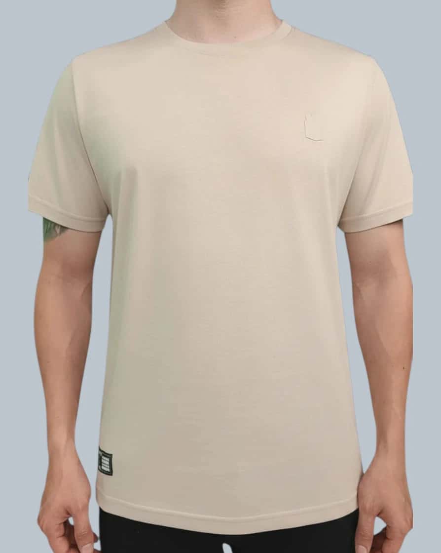 CAMISETA BASICA CAQUI ESCUDO SILUETA