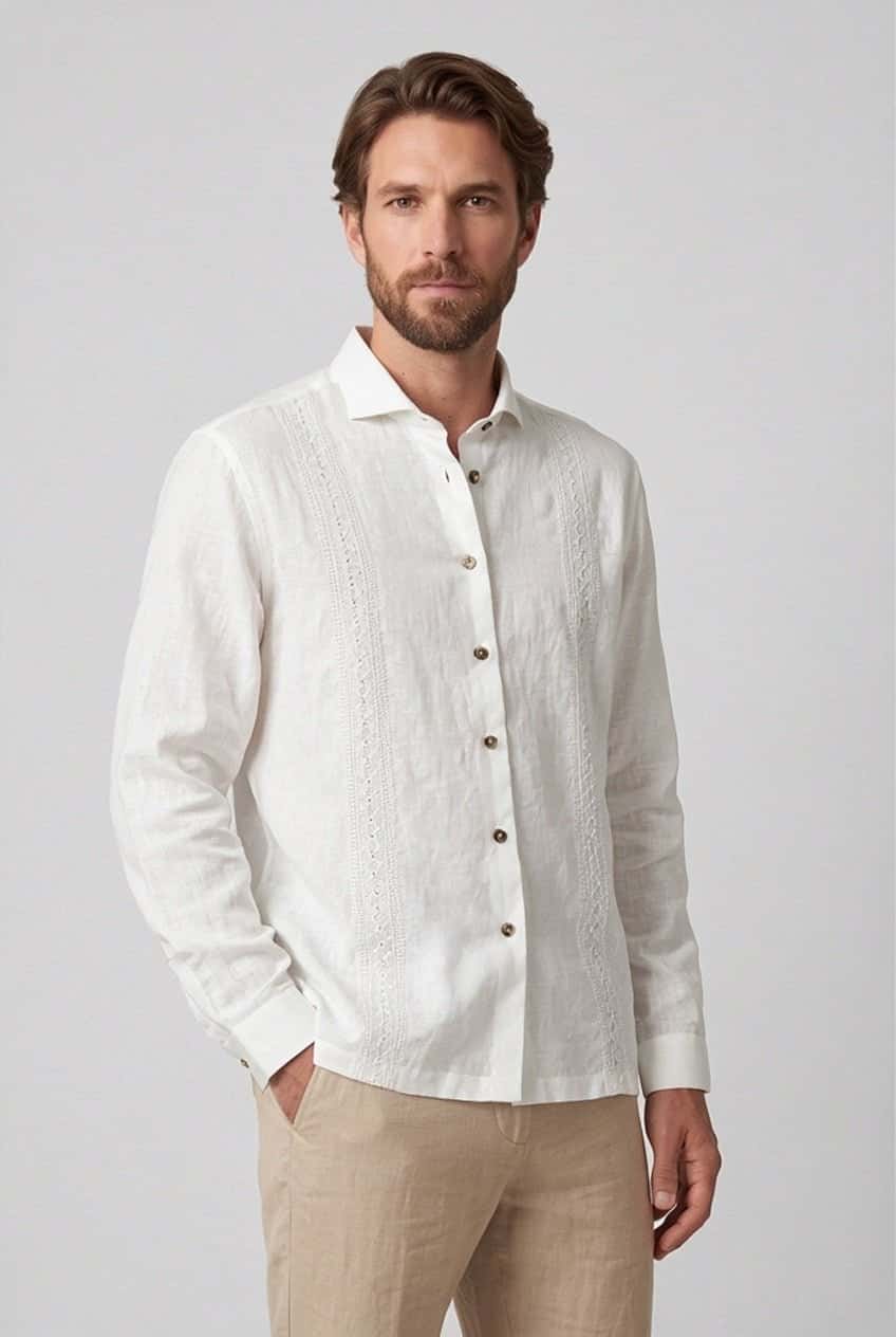 Guayabera en lino bordada manga larga para hombre Js 010126004