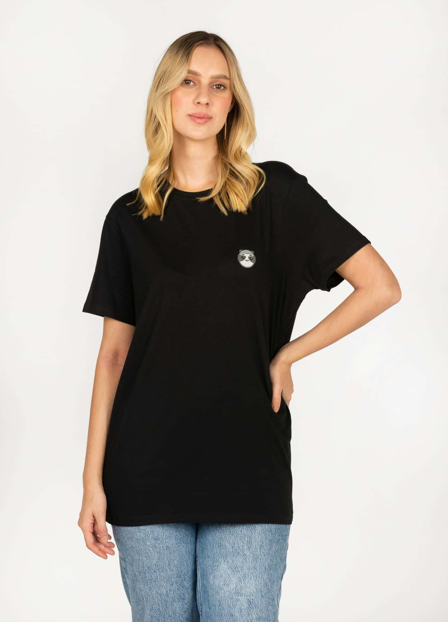 Basic Perezoso Camiseta Regular – Negra