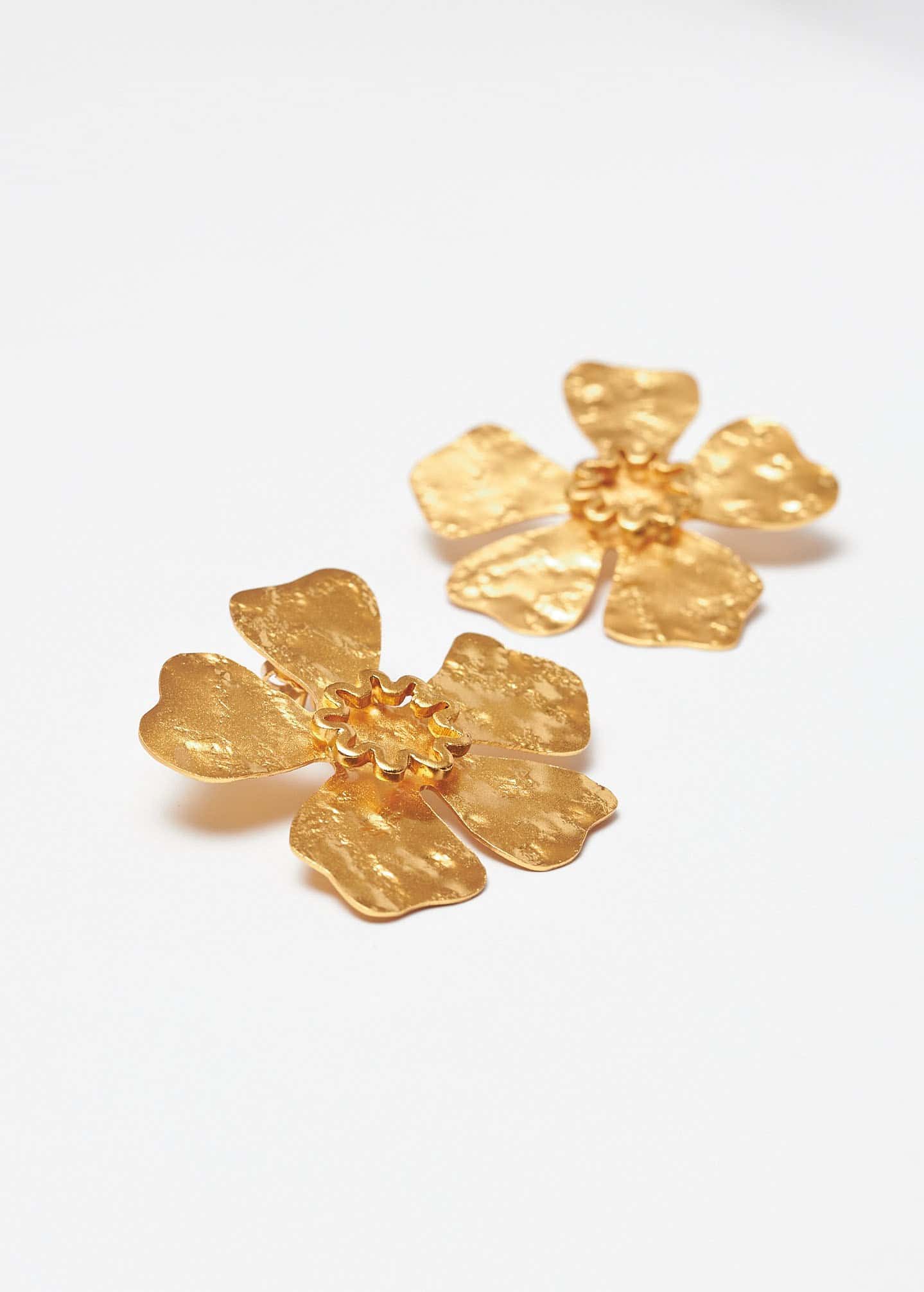 Aretes Aurora Maxi x Lyenzo Dorados