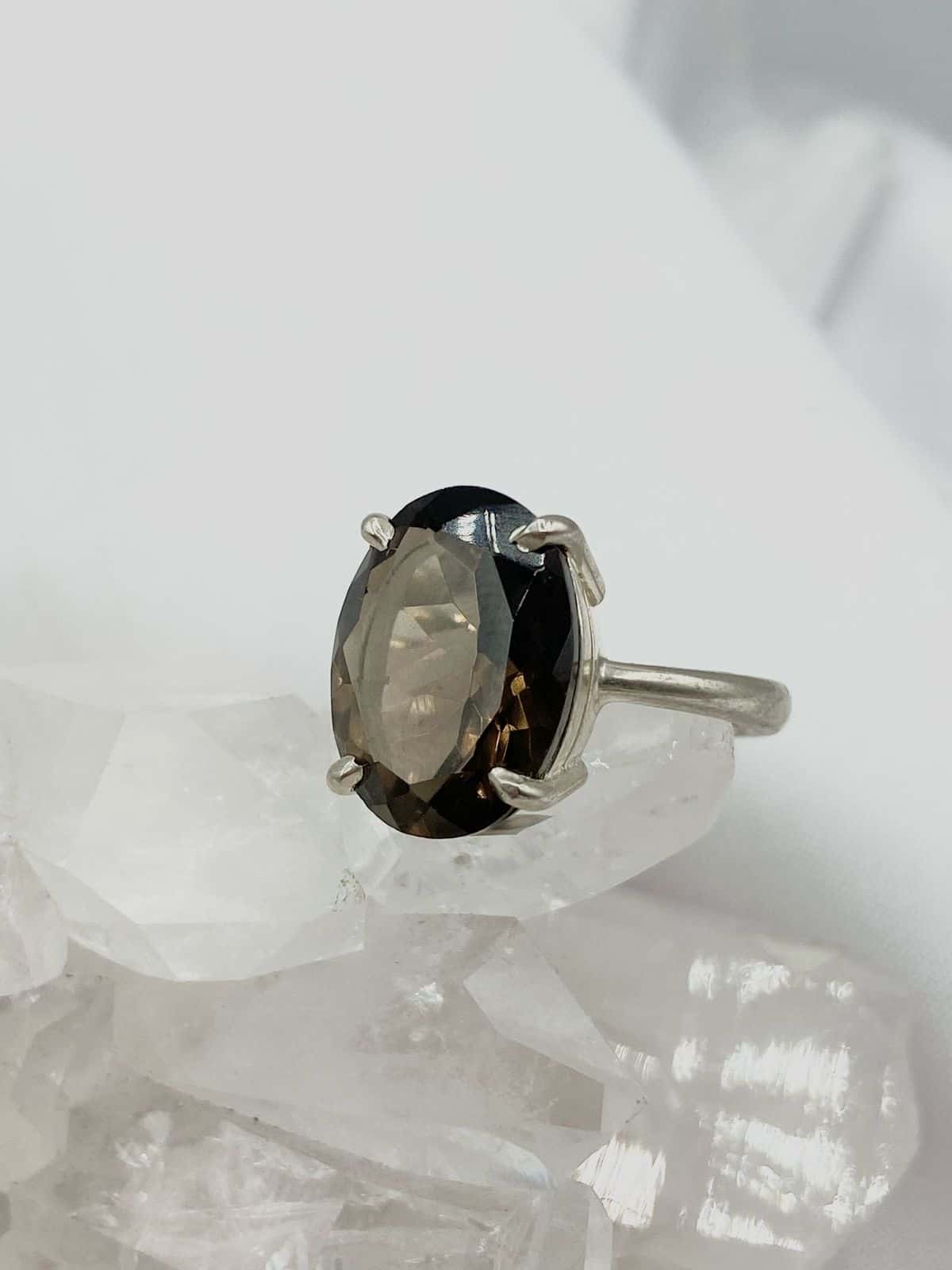 Anillo Cuarzo Humo Ovalado #2