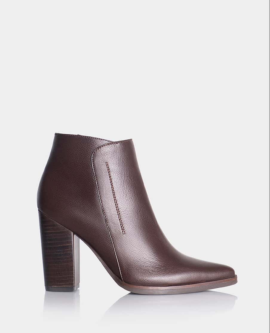 Botin Malia Napa Cafe